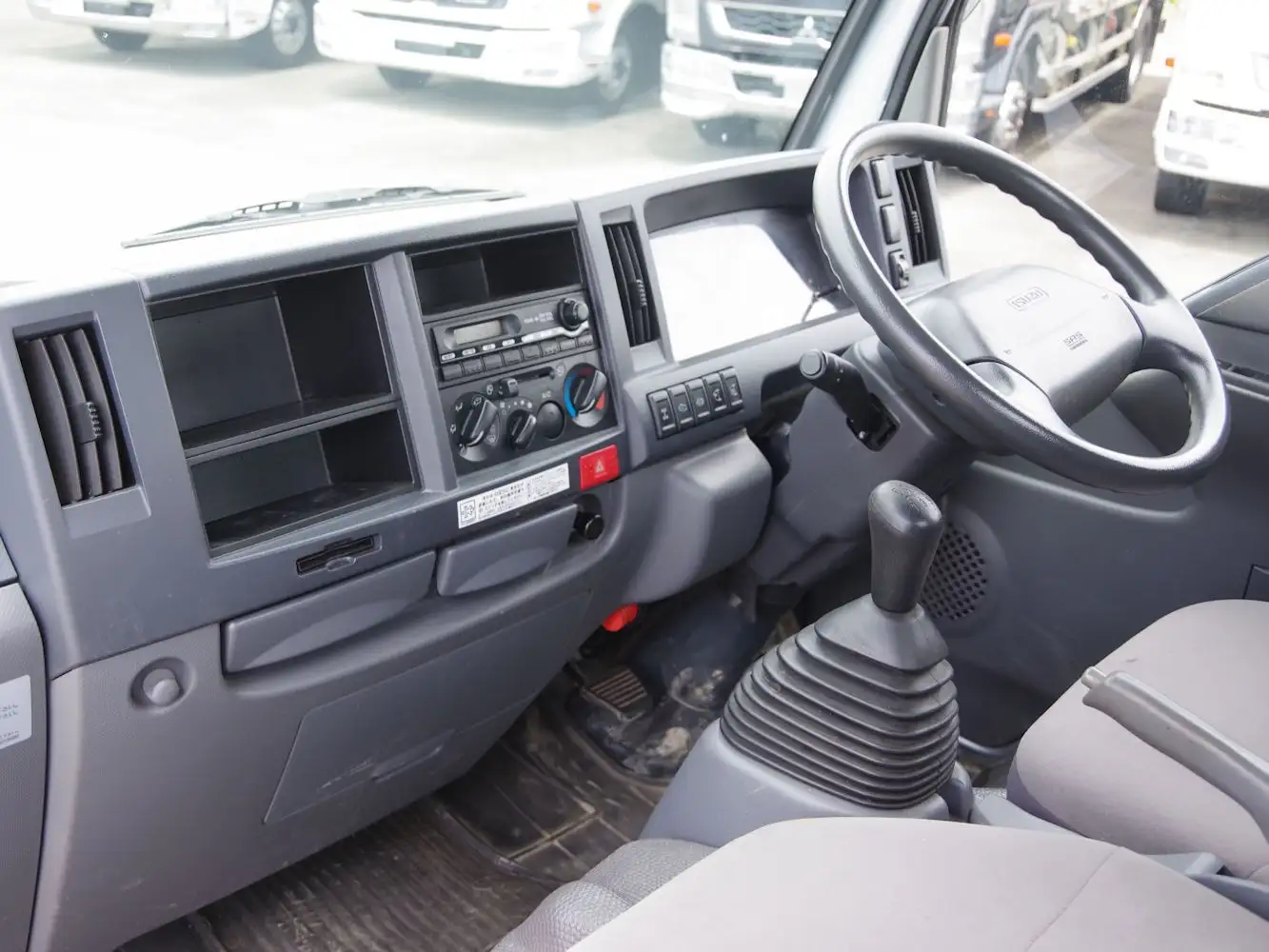いすゞ エルフ 小型 タンク車 ローリー TKG-NHS85Aの中古トラック画像15