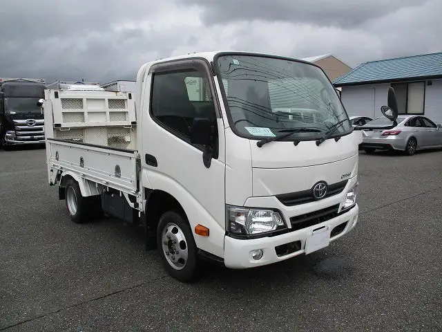 トヨタ ダイナ 小型 平ボディ パワーゲート LDF-KDY231の中古トラック画像2