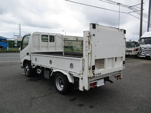 トヨタ ダイナ 小型 平ボディ パワーゲート LDF-KDY231の中古トラック画像6