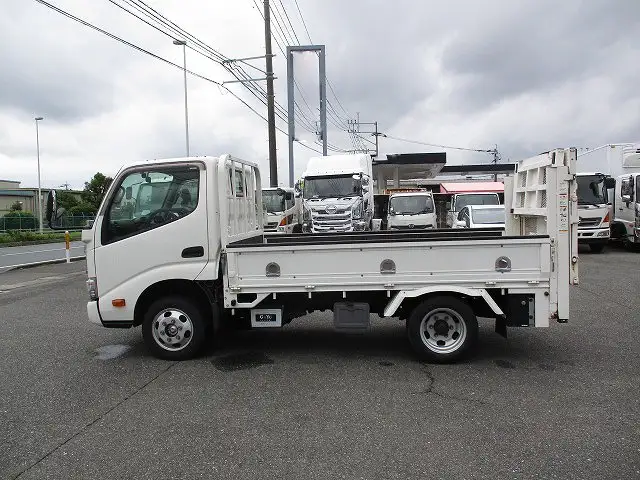 トヨタ ダイナ 小型 平ボディ パワーゲート LDF-KDY231の中古トラック画像7