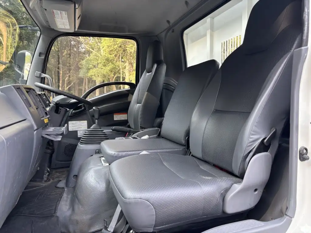 いすゞ フォワード 中型/増トン ダンプ 強化 2PG-FRR90S1の中古トラック画像13