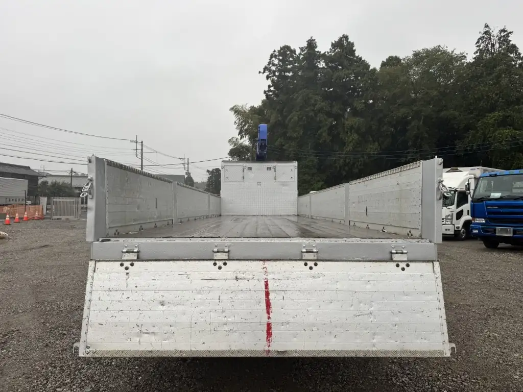 いすゞ ギガ 大型 クレーン付 アルミブロック エアサスの中古トラック画像7