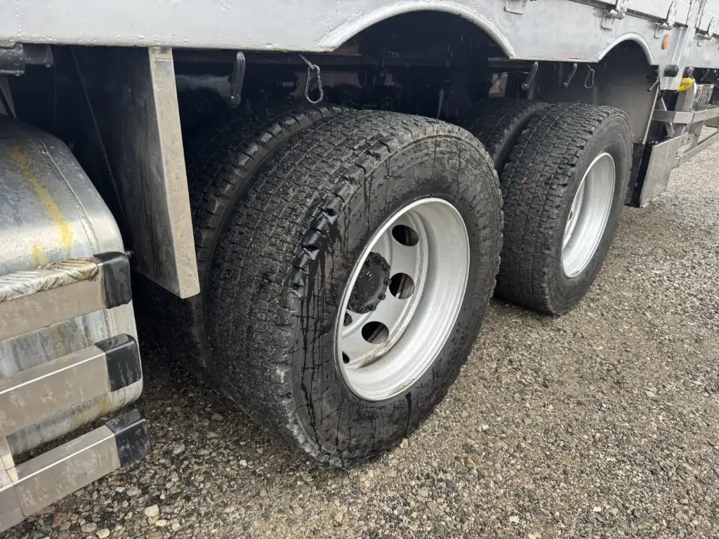 いすゞ ギガ 大型 クレーン付 アルミブロック エアサスの中古トラック画像20