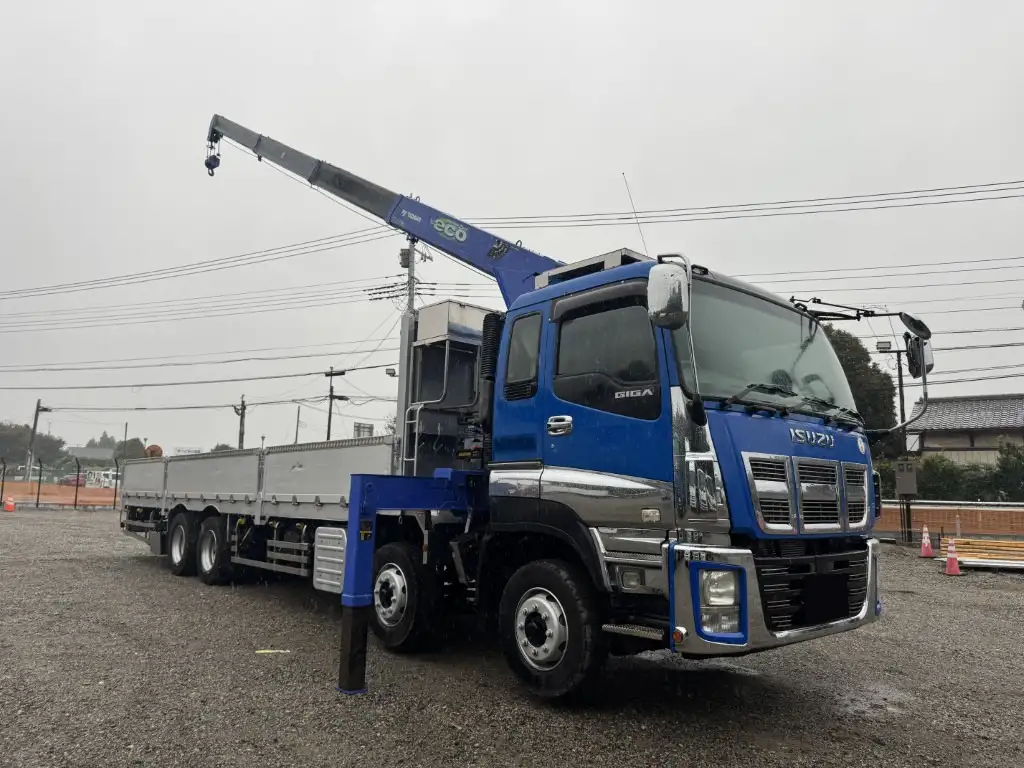 いすゞ ギガ 大型 クレーン付 アルミブロック エアサスの中古トラック画像2