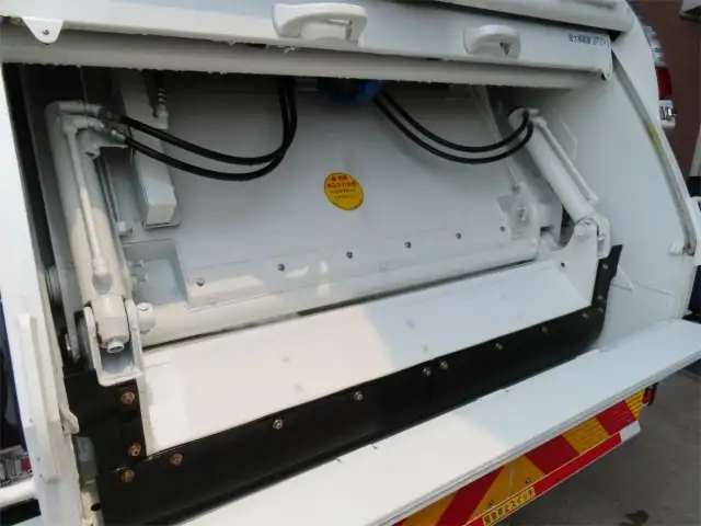 日野 デュトロ 小型 パッカー車 プレス式 2KG-XZU700Mの中古トラック画像8