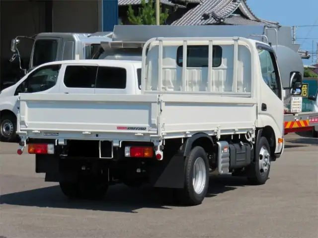 日野 デュトロ 小型 平ボディ 2KG-XZC605M R7の中古トラック画像3