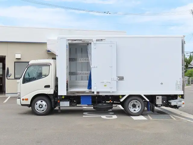 日野 デュトロ 小型 冷凍冷蔵 低温 パワーゲートの中古トラック画像3
