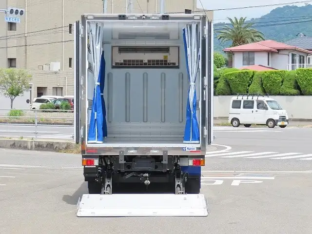 日野 デュトロ 小型 冷凍冷蔵 低温 パワーゲートの中古トラック画像4