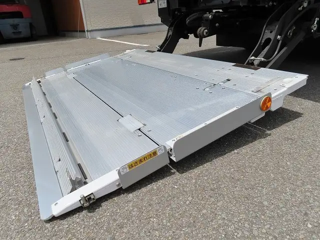 日野 デュトロ 小型 冷凍冷蔵 低温 パワーゲートの中古トラック画像10