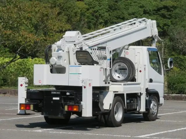 三菱 キャンター 小型 高所・建柱車 建柱車 PA-FE73DBYの中古トラック画像3