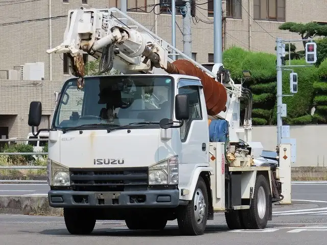 いすゞ エルフ 小型 高所・建柱車 建柱車 BKG-NKR85Nの中古トラック画像1