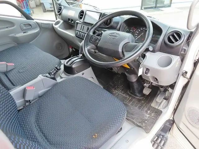 日野 デュトロ 小型 アルミバン 2RG-XZC605M R2の中古トラック画像13