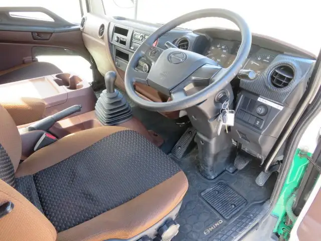 日野 レンジャー 中型/増トン タンク車 ローリー 2KG-FC2ABAの中古トラック画像16