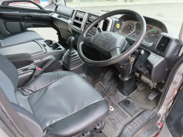 日野 レンジャー 中型/増トン タンク車 ローリー QKG-FE7JJAAの中古トラック画像11