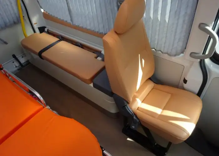 トヨタ ハイエース 小型 特殊車両 CBF-TRH226S H29の中古トラック画像14