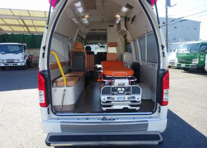 トヨタ ハイエース 小型 特殊車両 CBF-TRH226S H29の中古トラック画像8