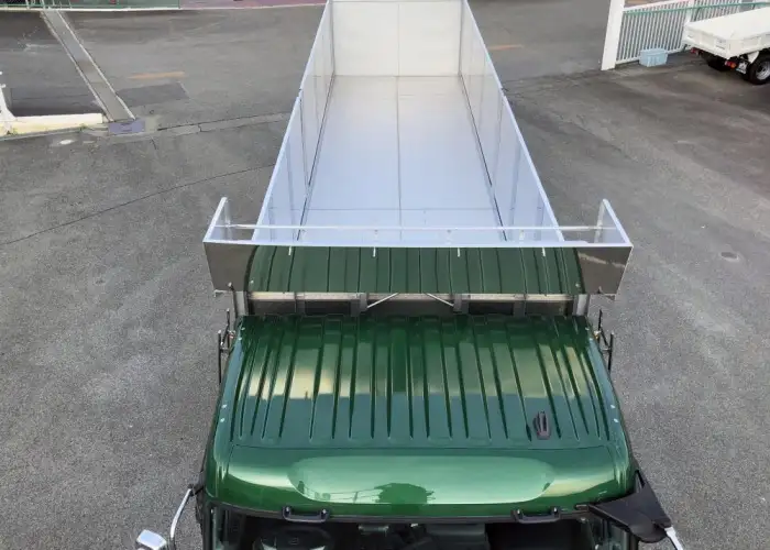 日産UD クオン 大型 ダンプ 土砂禁 ステンレス張りの中古トラック画像7
