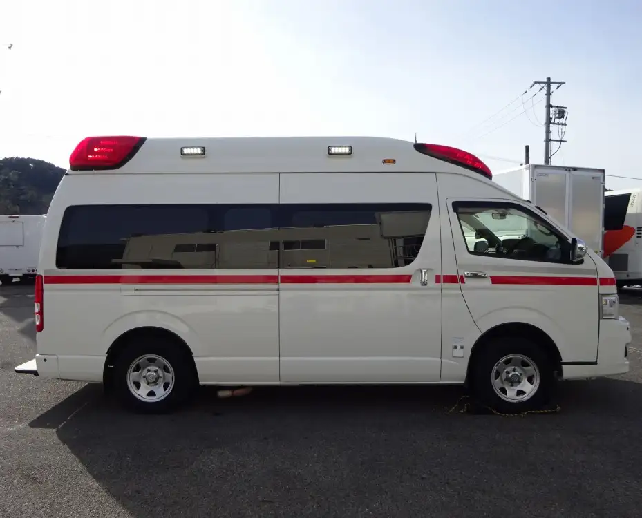トヨタ ハイエース 小型 特殊車両 CBF-TRH226S H25の中古トラック画像3