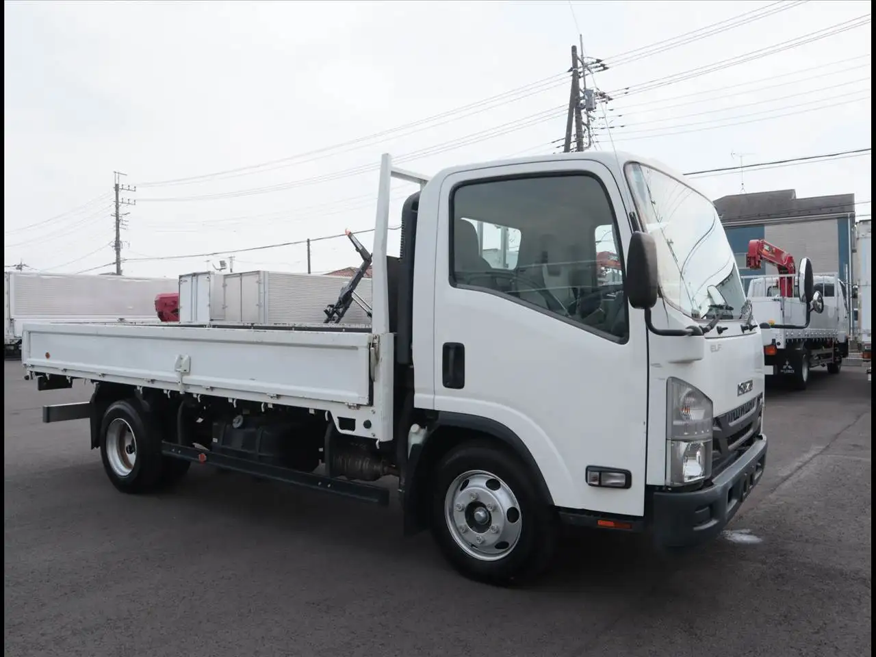 いすゞ エルフ 小型 平ボディ TPG-NPR85N H30の中古トラック画像2