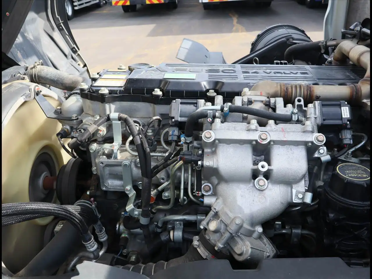 三菱 ファイター 中型/増トン 平ボディ ベッド TKG-FK61Fの中古トラック画像19