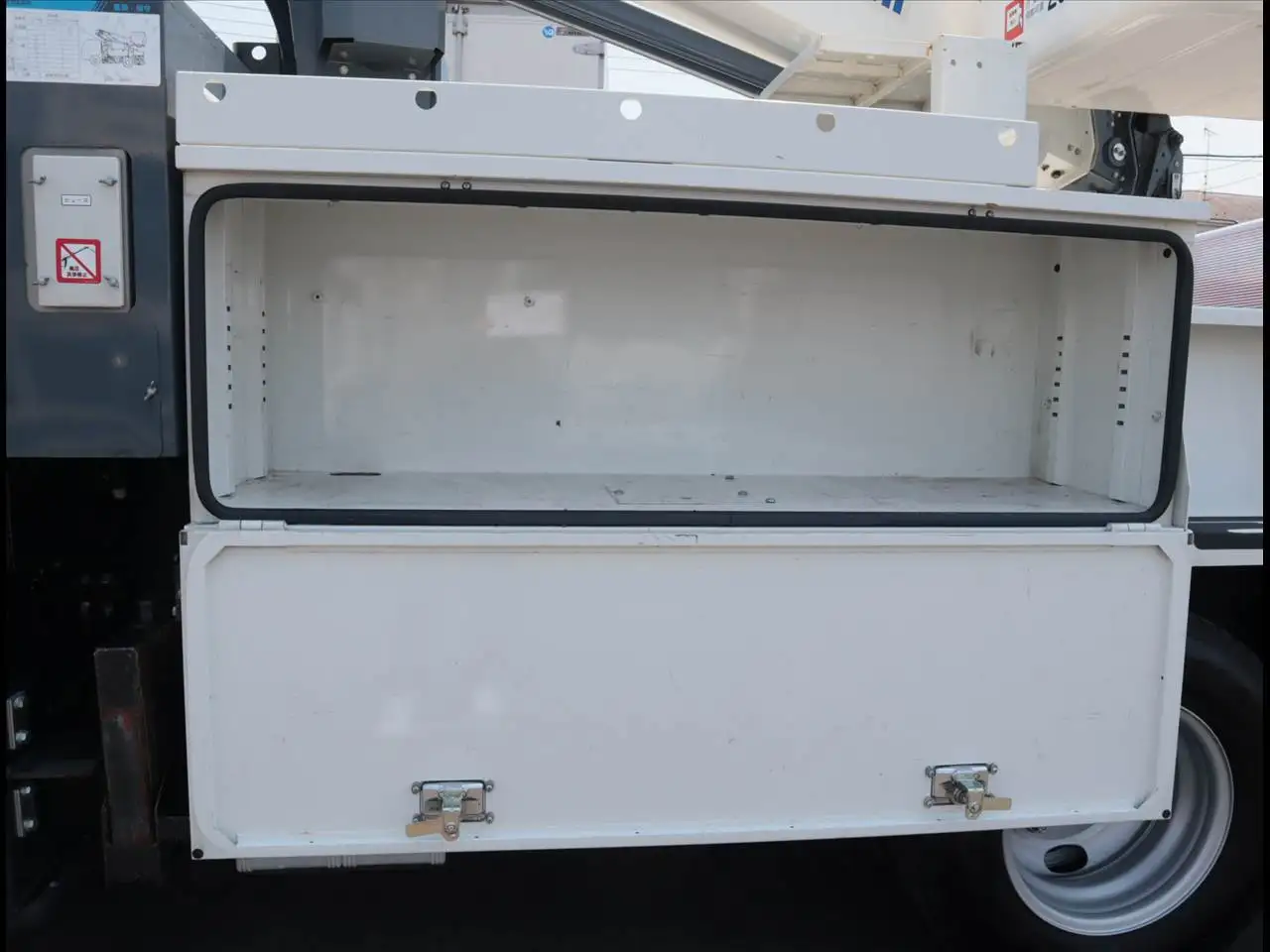 日野 デュトロ 小型 高所・建柱車 高所作業車 2RG-XZU600Xの中古トラック画像7