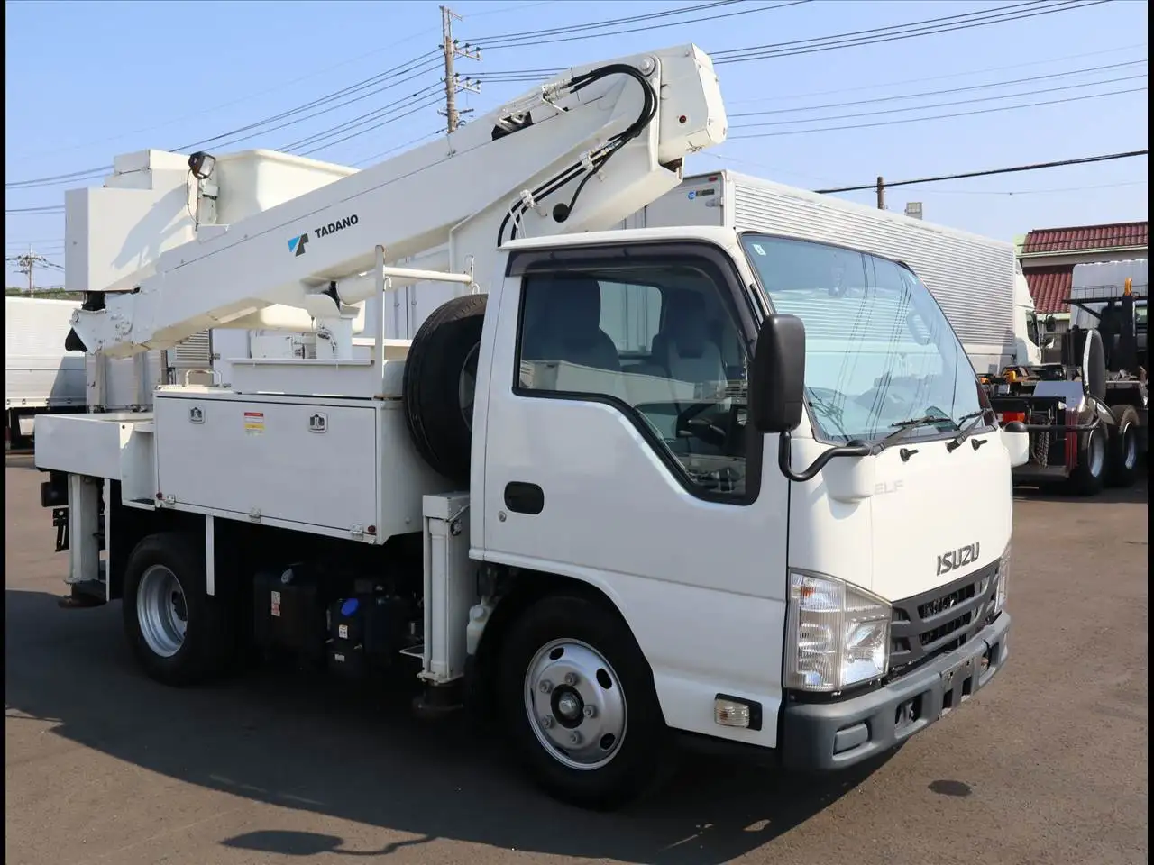 いすゞ エルフ 小型 高所・建柱車 高所作業車 2RG-NKR88ANの中古トラック画像2