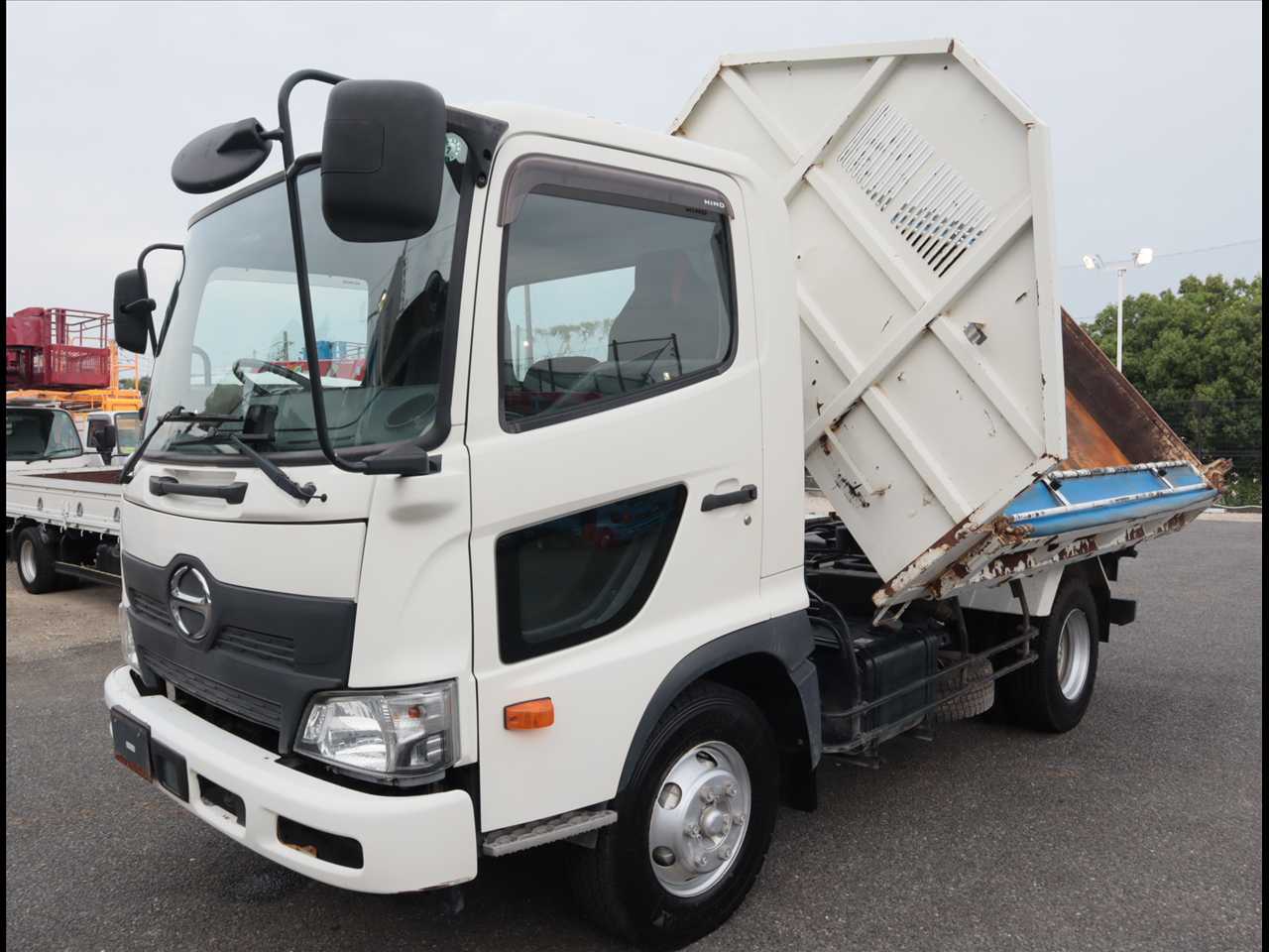 日野 レンジャー 中型/増トン ダンプ 標準