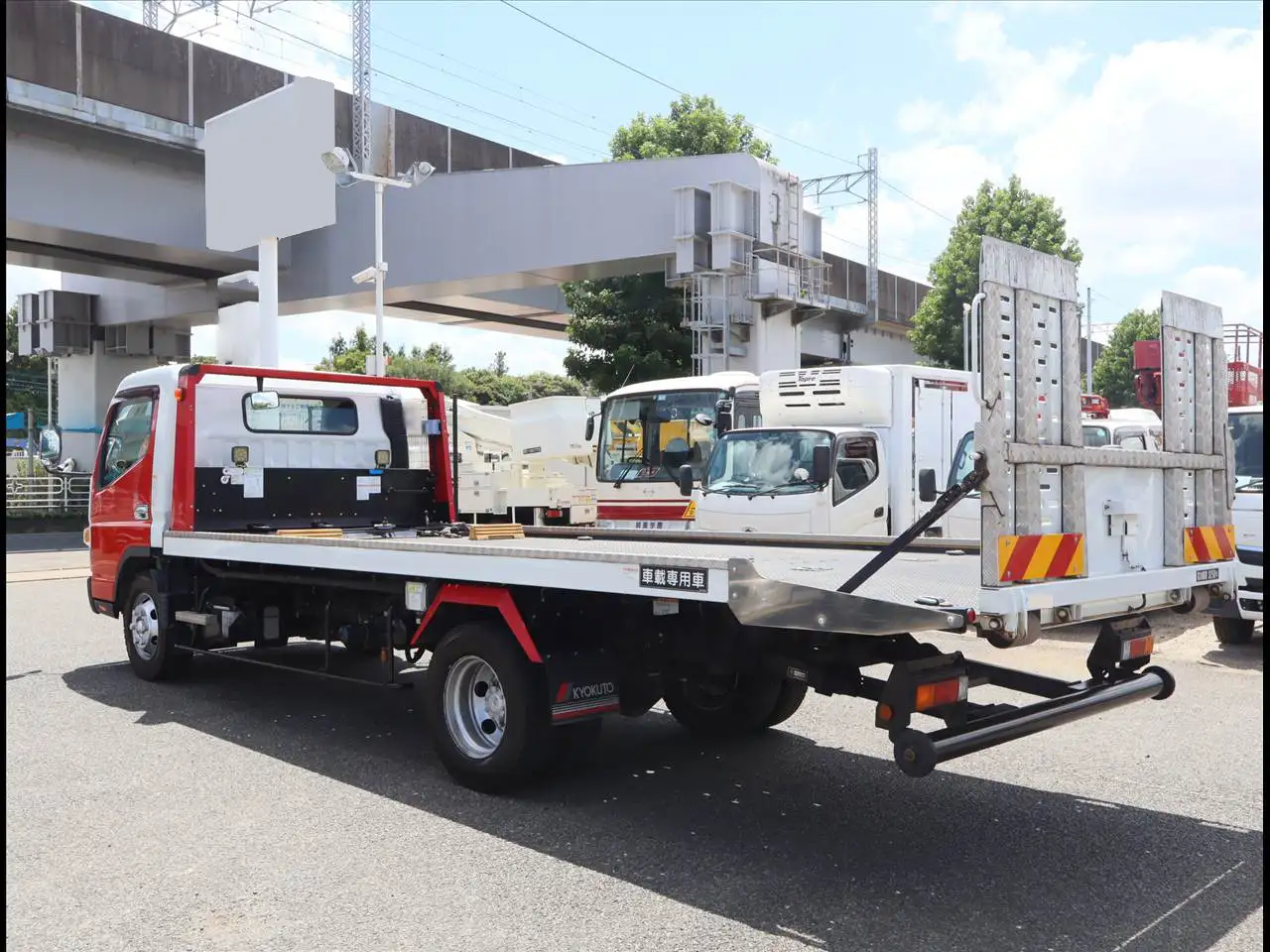 三菱 キャンター 小型 車両重機運搬 ラジコン ウインチの中古トラック画像5
