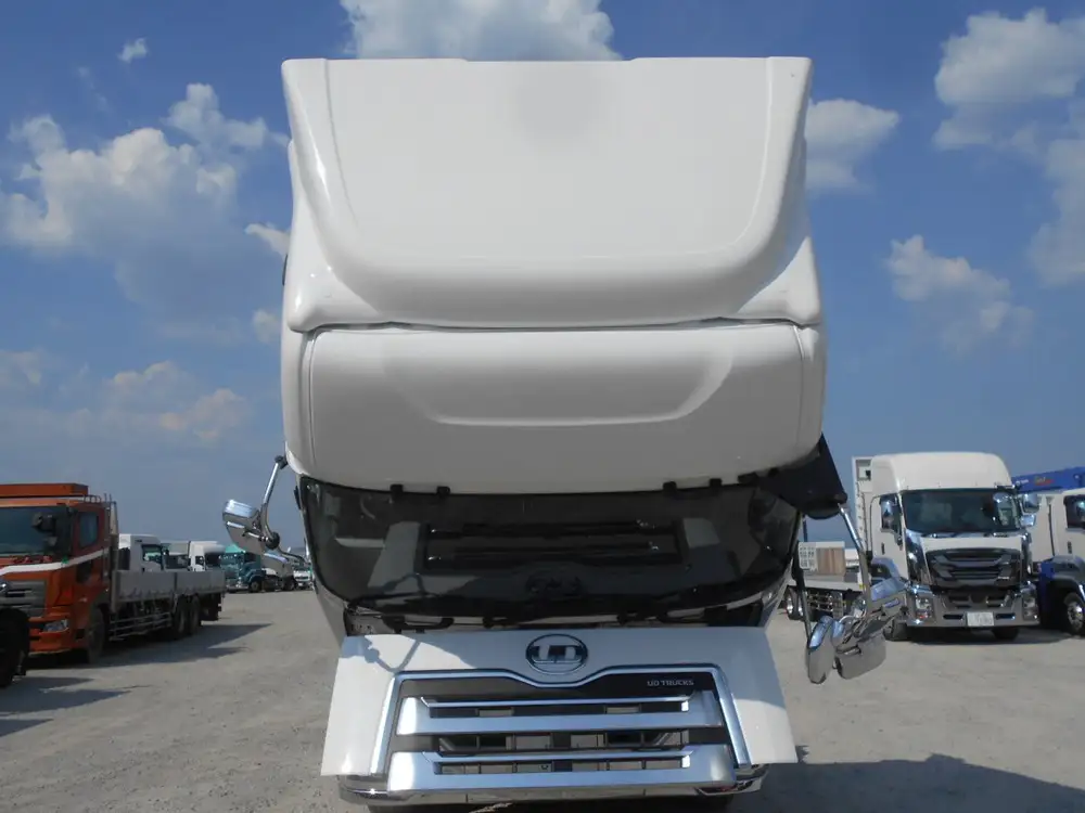 日産UD クオン 大型 トラクター ハイルーフ 1デフの中古トラック画像2