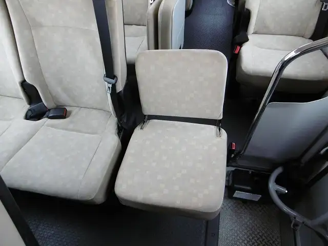 トヨタ コースター 小型 バス マイクロバス 2DG-XZB70の中古トラック画像8