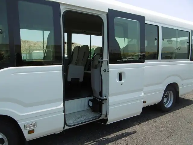 トヨタ コースター 小型 バス マイクロバス 2DG-XZB70の中古トラック画像4
