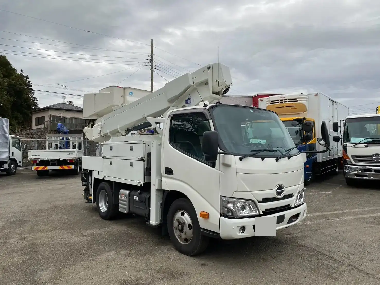 日野 デュトロ 小型 高所・建柱車 高所作業車 電工仕様の中古トラック画像2