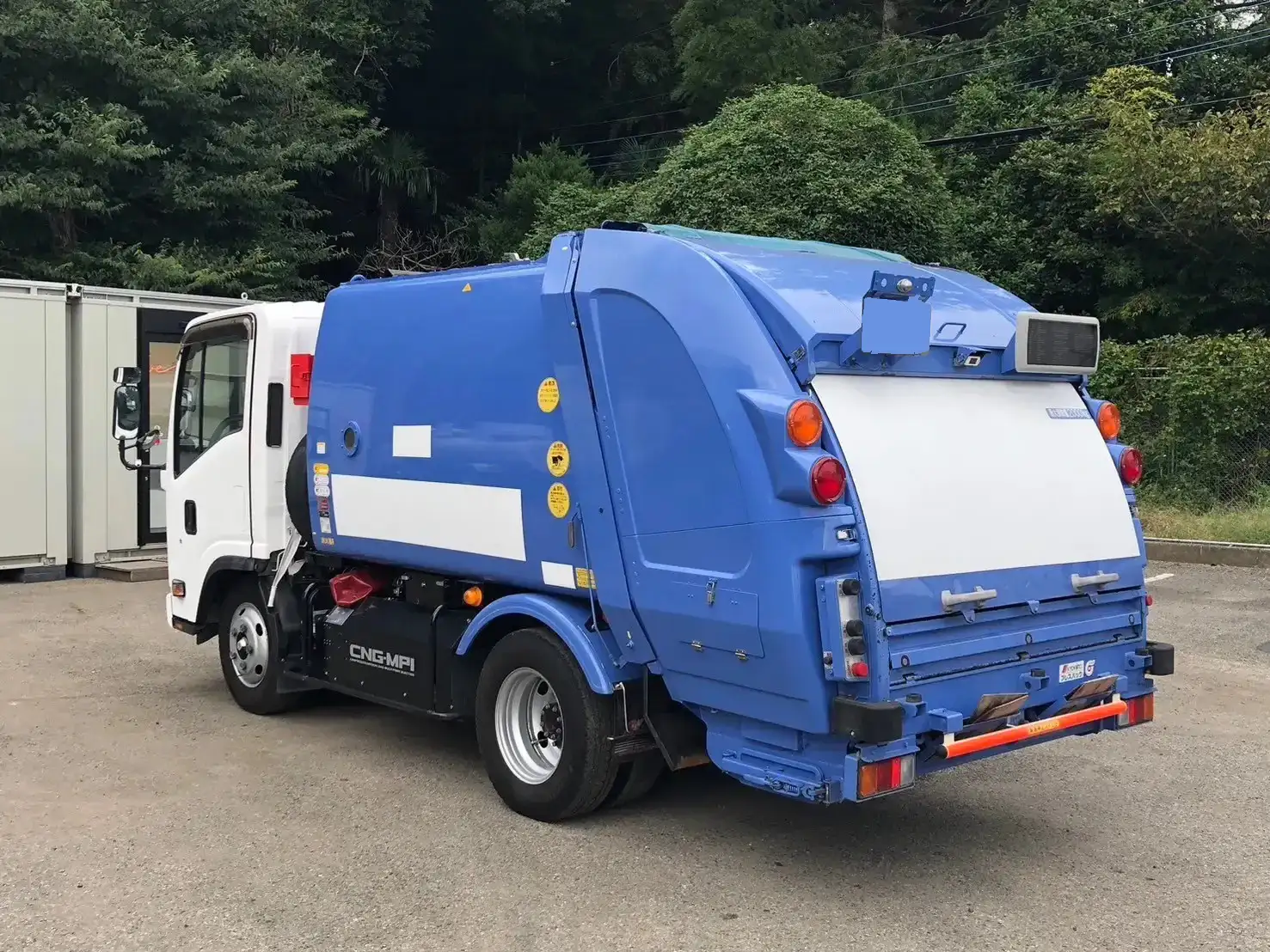 いすゞ エルフ 小型 パッカー車 プレス式 TFG-NMR82ZANの中古トラック画像4