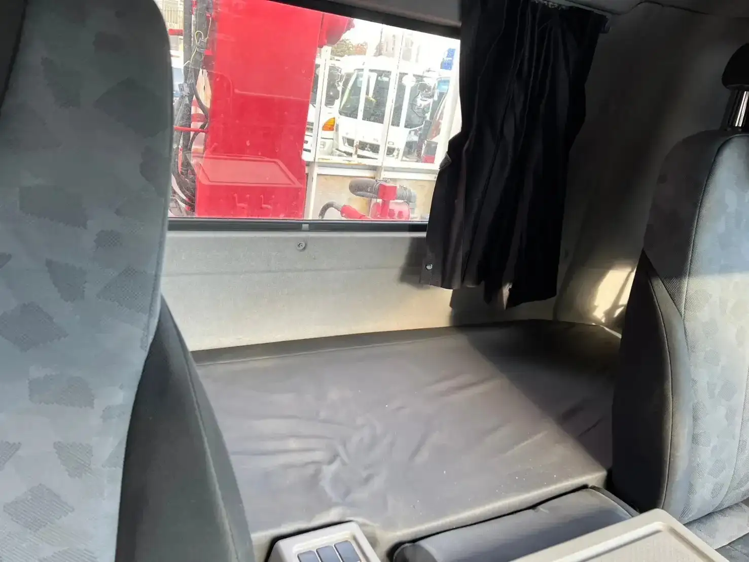 日産UD コンドル 中型/増トン クレーン付 4段 ラジコンの中古トラック画像13