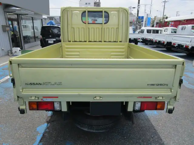 日産 アトラス 小型 平ボディ Wキャブ CBF-SQ2F24の中古トラック画像4