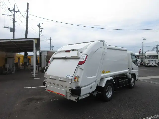 三菱 キャンター 小型 パッカー車 プレス式 2RG-FEAV0の中古トラック画像3