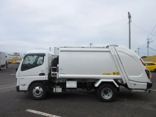 三菱 キャンター 小型 パッカー車 プレス式 2RG-FEAV0の中古トラック画像5