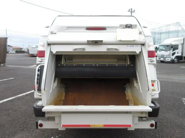 三菱 キャンター 小型 パッカー車 プレス式 2RG-FEAV0の中古トラック画像6
