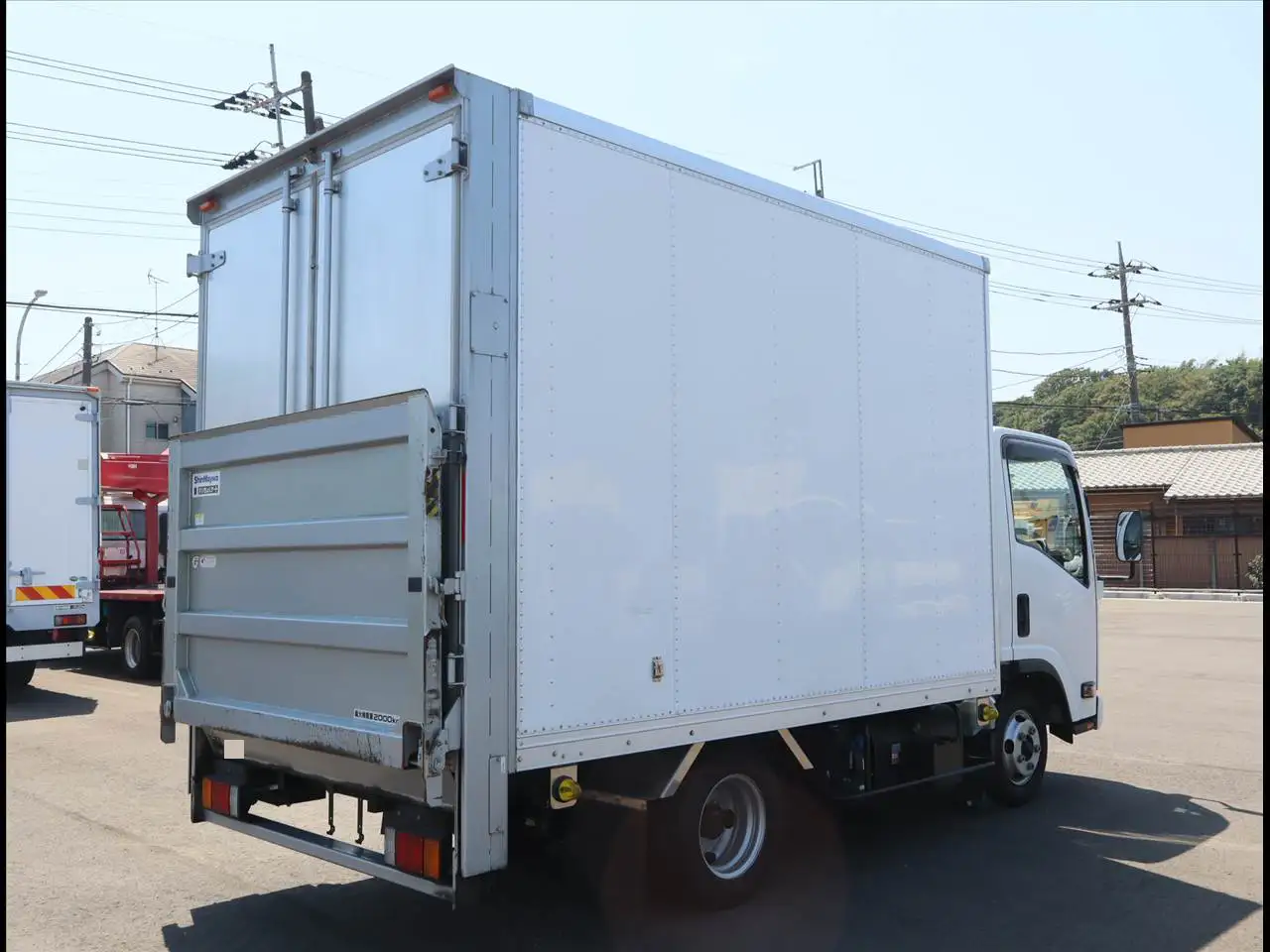 いすゞ エルフ 小型 アルミバン パワーゲート 2RG-NLR88ANの中古トラック画像3