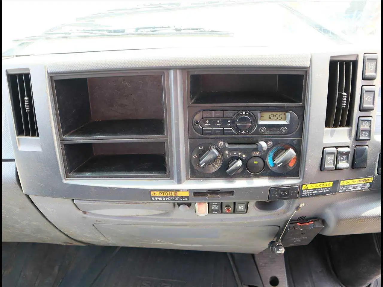 いすゞ フォワード 中型/増トン クレーン付 4段 ラジコンの中古トラック画像16