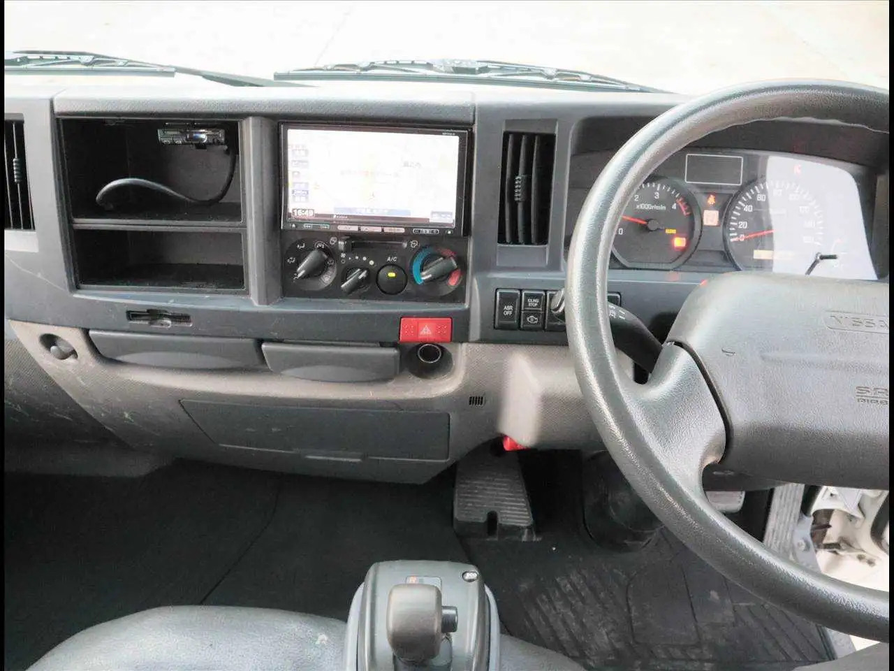 日産 アトラス 小型 クレーン付 床鉄板 3段の中古トラック画像15