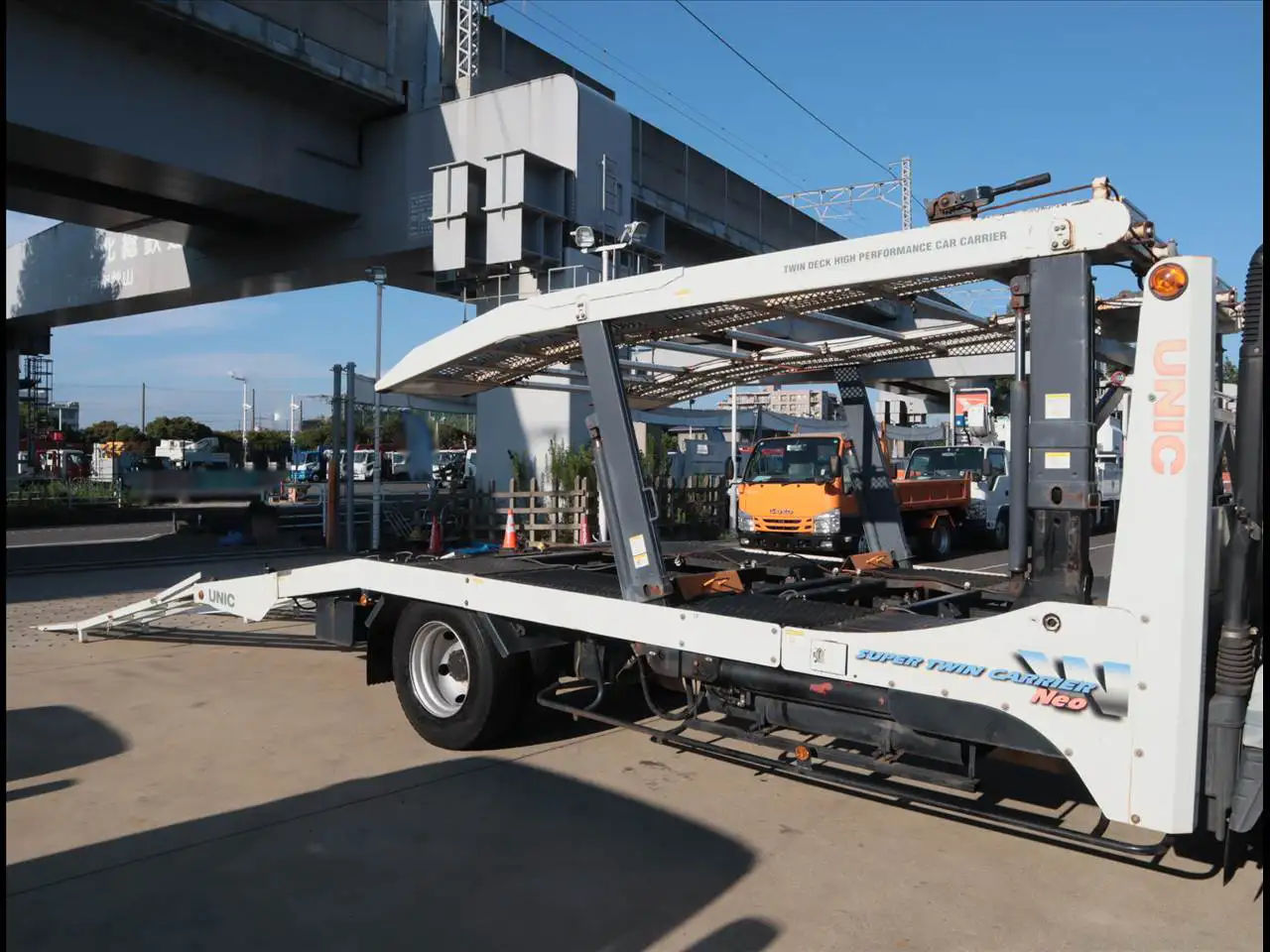 三菱 キャンター 小型 車両重機運搬 ラジコン ウインチの中古トラック画像6