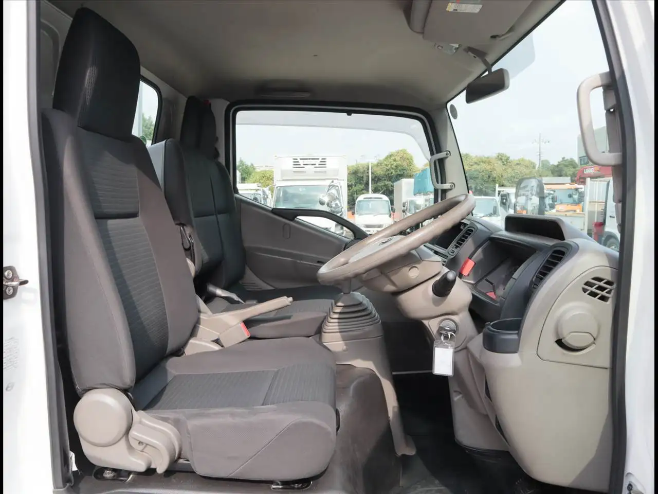 日産 アトラス 小型 平ボディ SKG-TZ3F24 H28の中古トラック画像14