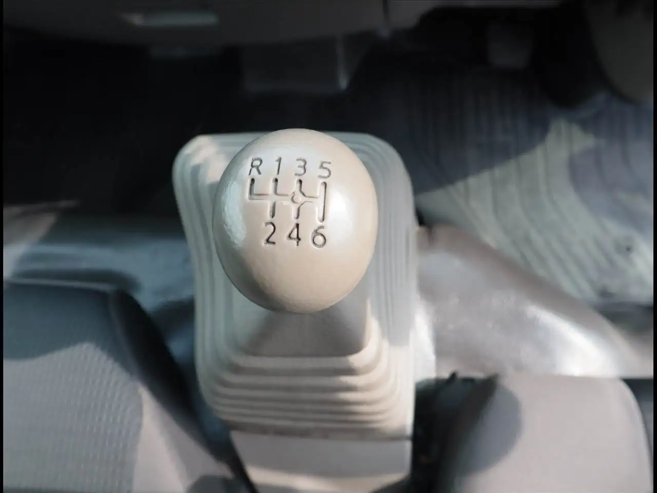 日産 アトラス 小型 平ボディ SKG-TZ3F24 H28の中古トラック画像18
