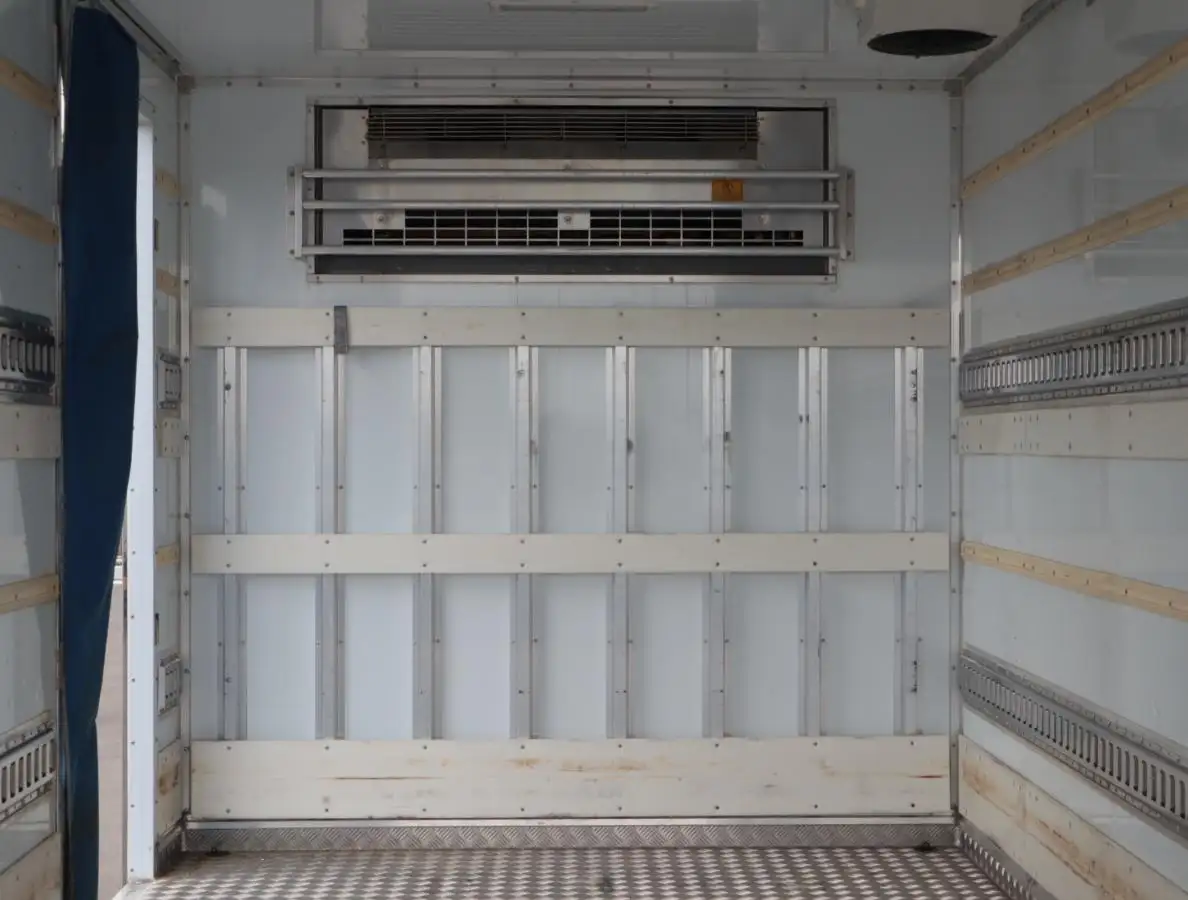 日野 デュトロ 小型 冷凍冷蔵 低温 パワーゲートの中古トラック画像10