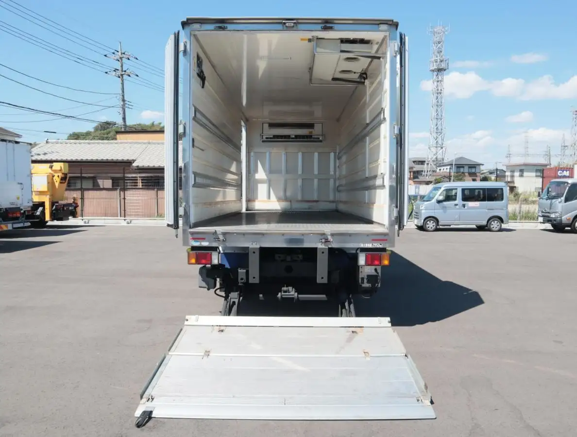 いすゞ エルフ 小型 冷凍冷蔵 低温 パワーゲートの中古トラック画像7