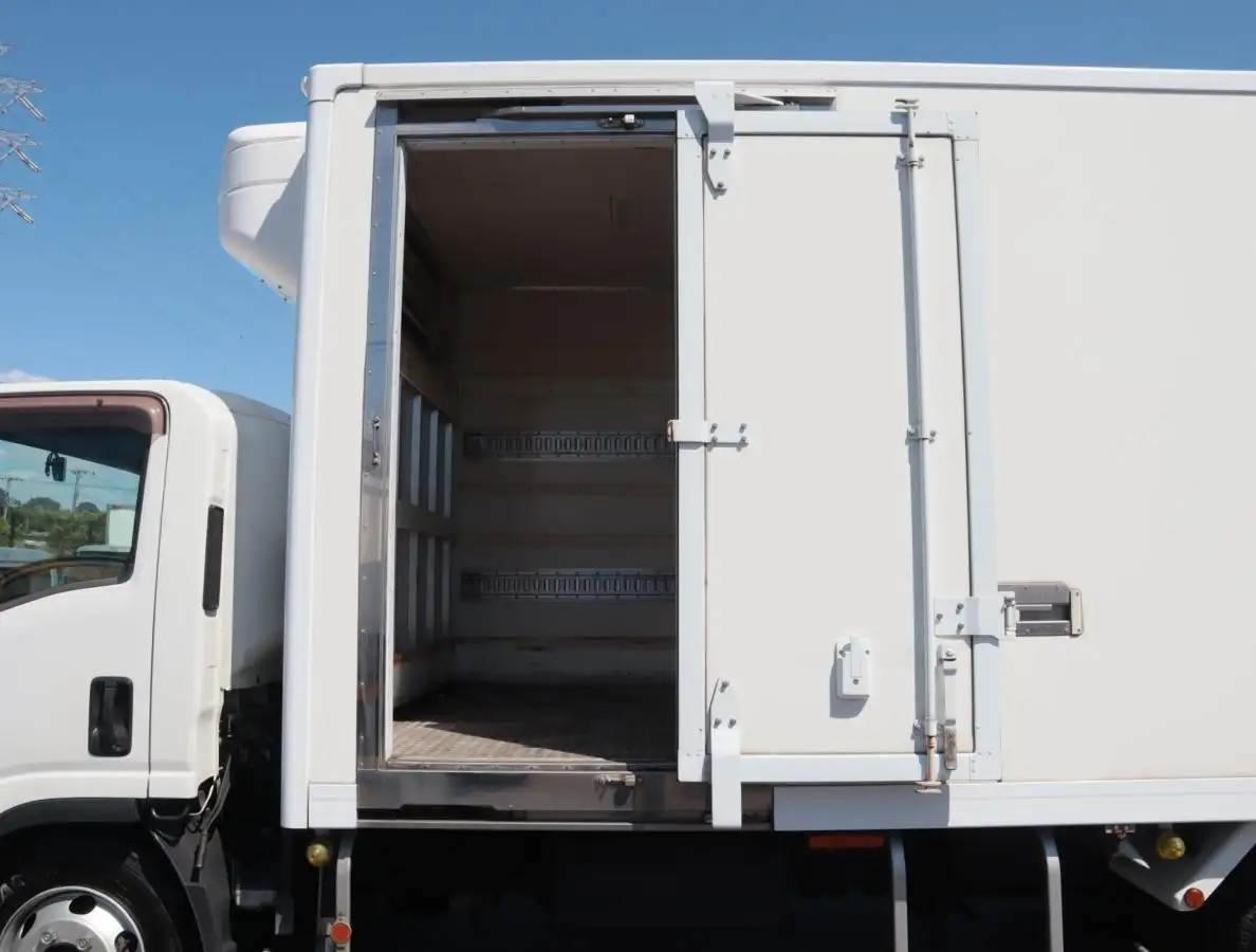 いすゞ エルフ 小型 冷凍冷蔵 低温 パワーゲートの中古トラック画像6