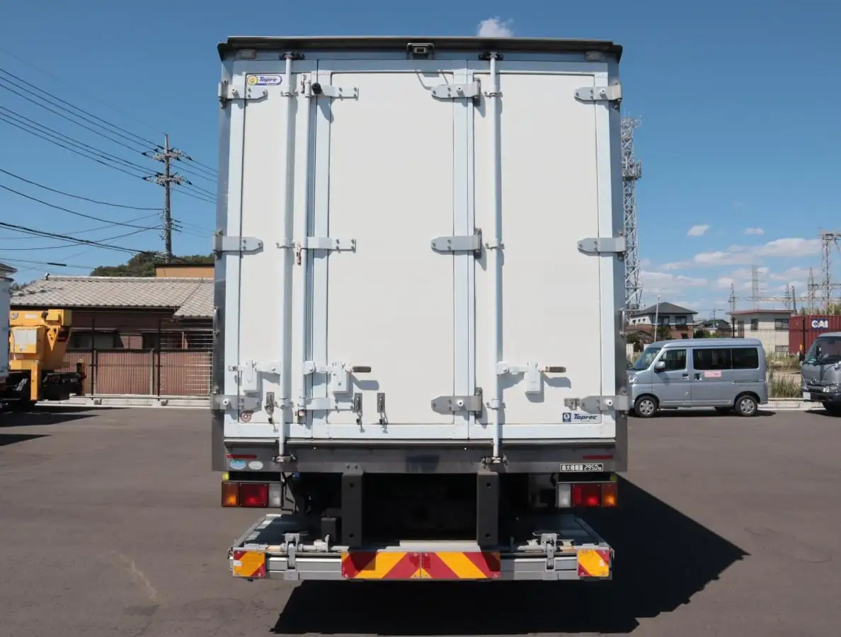 いすゞ エルフ 小型 冷凍冷蔵 低温 パワーゲートの中古トラック画像4