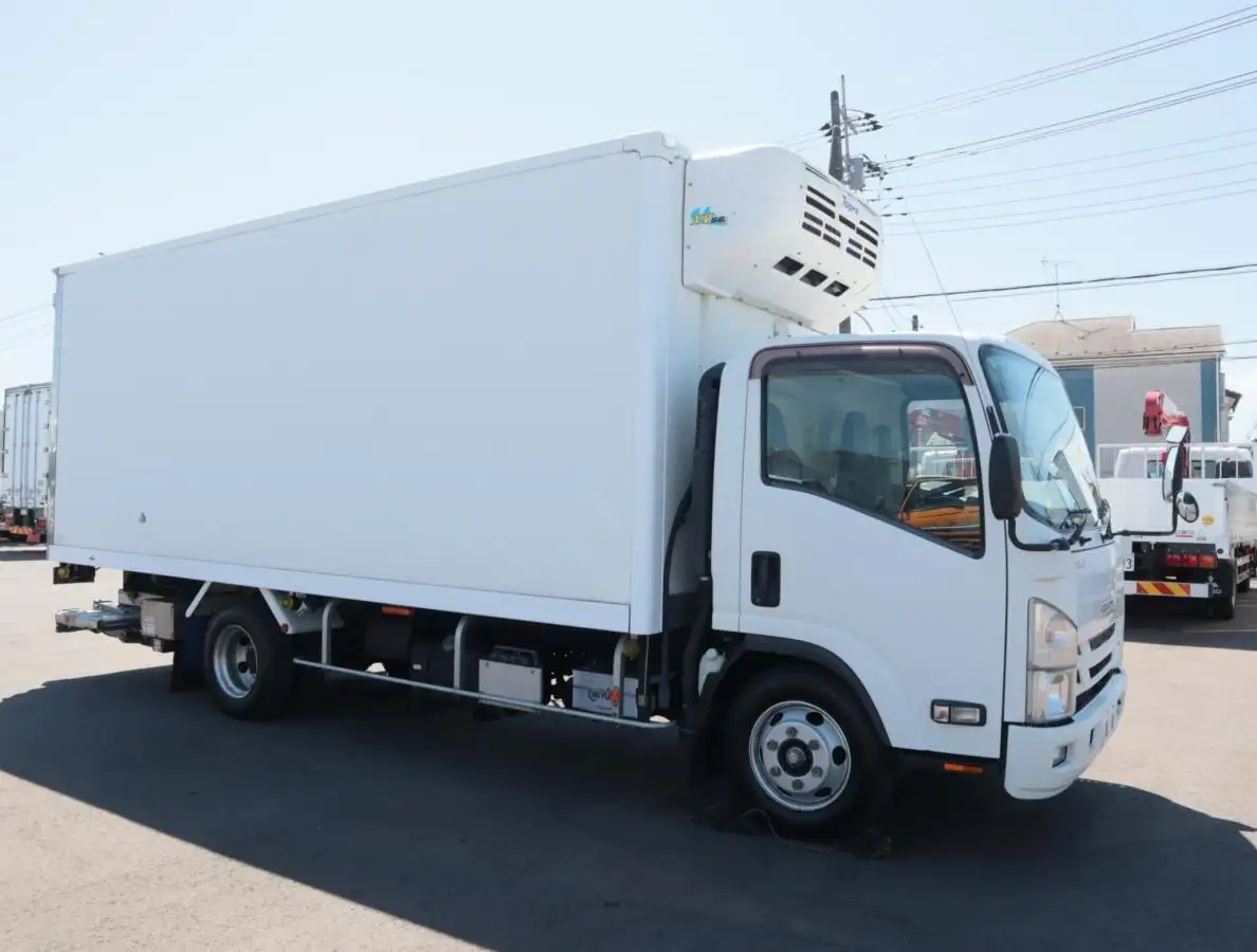 いすゞ エルフ 小型 冷凍冷蔵 低温 パワーゲートの中古トラック画像2