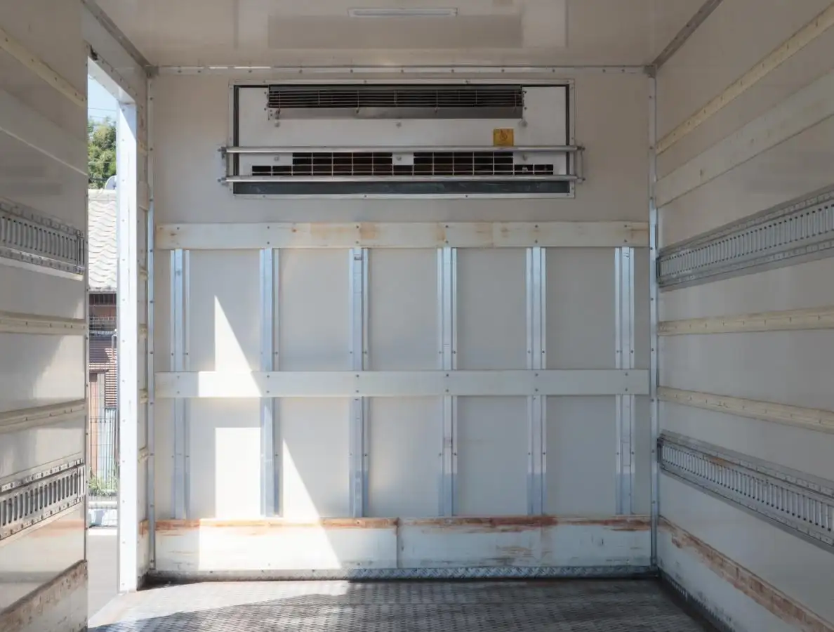 いすゞ エルフ 小型 冷凍冷蔵 低温 パワーゲートの中古トラック画像9